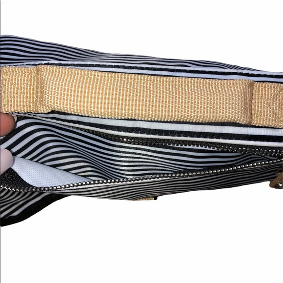 Skip Hop portable baby changing section bag - Picture 11 of 11